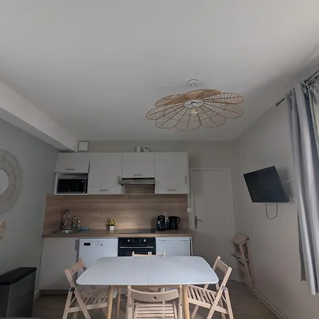 Le Logis D'héloïse Apartamento